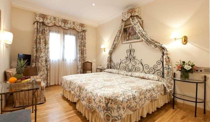 Hotel Dona Maria Seville Room photo